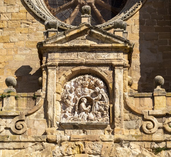 Architectural details, cathedral church, Catedral de Santa Maria de Sigueenza, Siguenza, Guadalajara province, Spain, Europe