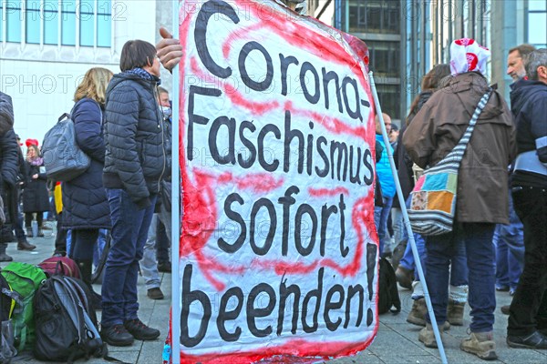 Large demonstration in Leipzig against the federal government's corona policy