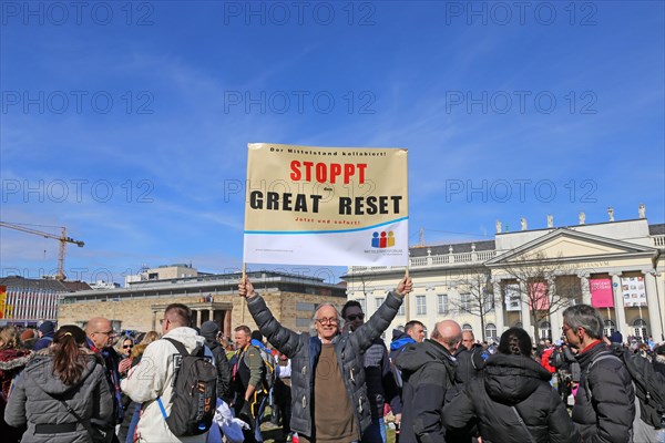 Large demonstration by critics of the corona measures in Kassel: Protests took place simultaneously in many countries under the motto World Wide Demonstration for Freedom, Peace and Human Rights