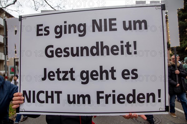Karlsruhe, 10 December 2023: Large demonstration for the reappraisal of the corona measures. At the Federal Constitutional Court, a symbolic criminal complaint was filed against the members of the Bundestag who voted in favour of the facility-based vaccination requirement
