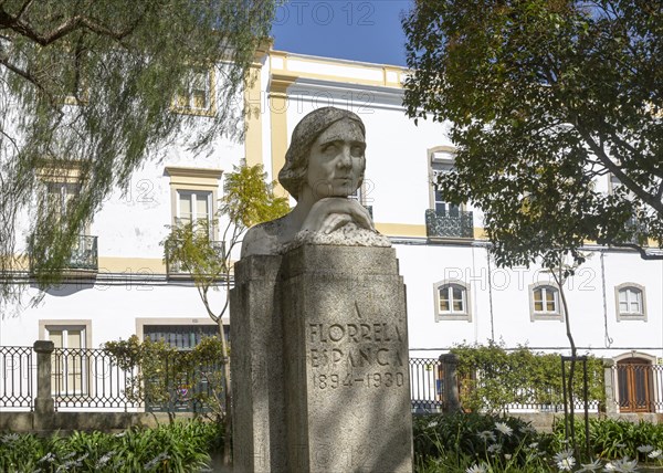 Statue bust sculpture of poet feminist writer Florbela Espanca 1894-1930, Jardim Publico park, Evora, Portugal, Europe
