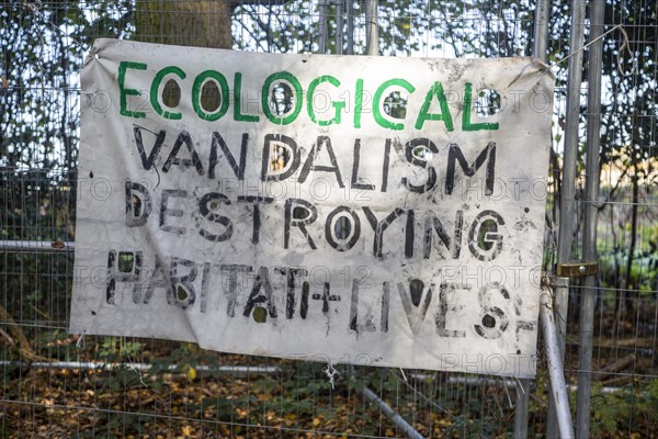 HS2 construction site Crackley Woods, Kenilworth, Warwickshire, England, UK, November 2020 protest banner on security fence