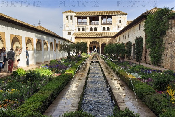 Tourists in the Patio de la Acequia, gardens with water basin, water features, Moorish palace, Generalife Gardens, Alhambra, UNESCO World Heritage Site, Granada, Spain, Europe