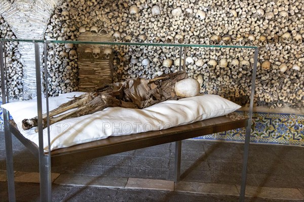 The Chapel of Bones, Capela dos Ossos, city of Evora, Alto Alentejo, Portugal, southern Europe, Europe