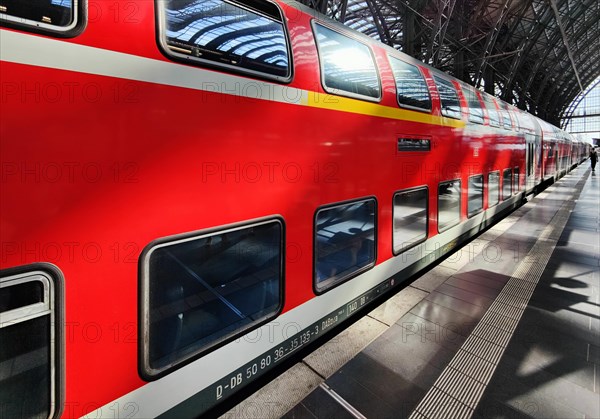 Double-decker local train at the main railway station, Frankfurt am Main, Hesse, Germany, Europe