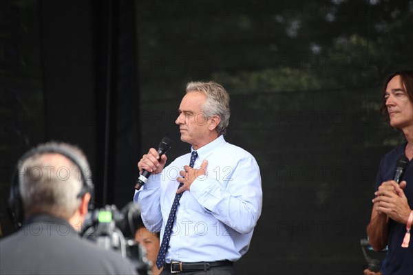 Major demonstration Berlin invites Europe - A celebration of peace and freedom Berlin 29 August 2020: Speech by Robert F. Kennedy Jr