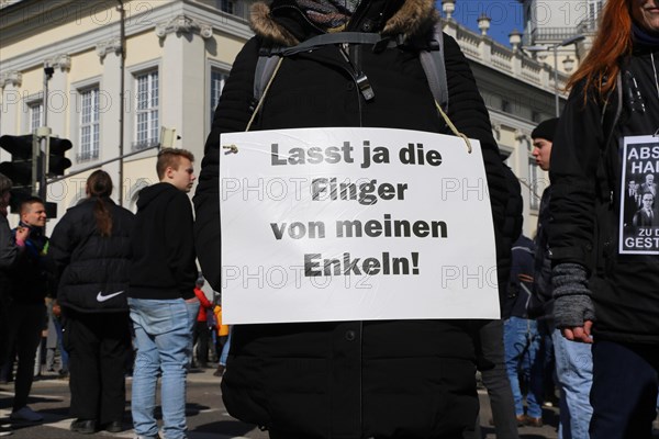 Large demonstration by critics of the corona measures in Kassel: Protests took place simultaneously in many countries under the motto World Wide Demonstration for Freedom, Peace and Human Rights