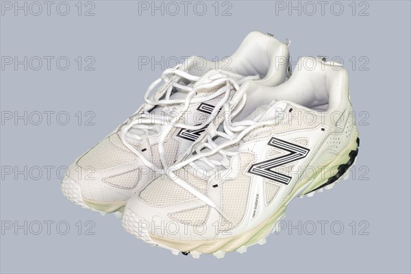 Sneakers released: New Balance 610