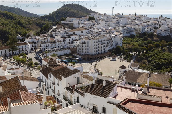 Traditional pueblo blanco whitewashed houses in village of Frigiliana, Axarquia, Andalusia, Spain, Europe