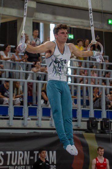 Heidelberg, 9 September 2023: Men's World Championship qualification in conjunction with a national competition against Israel. Carlo Hoerr during his routine on the rings