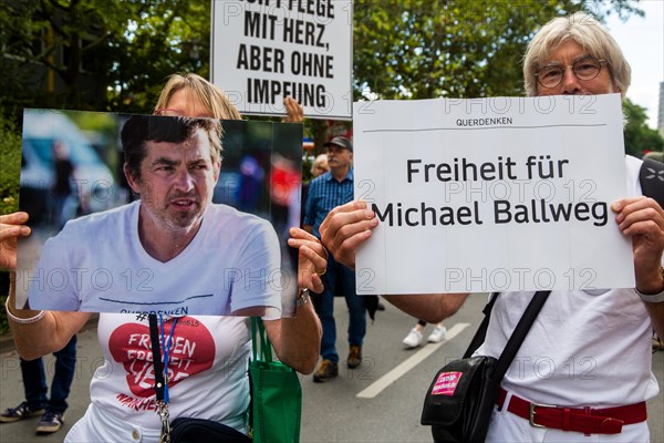 Lateral thinking demo in Darmstadt, Hesse: The demonstration was directed against the corona measures of the past two years as well as future restrictions such as the reintroduction of compulsory masks. There were also calls for a stop to arms deliveries to Ukraine