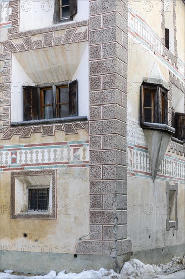 Oriel, window, historic house, sgraffito, facade decorations, Ardez, Engadin, Grisons, Switzerland, Europe