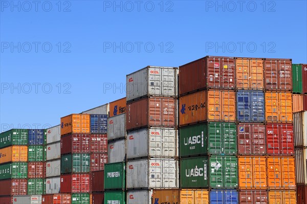 Large stack of shipping containers or storage containers in the Rhine harbour of Mannheim (Mannheim, Baden-Wuerttemberg)