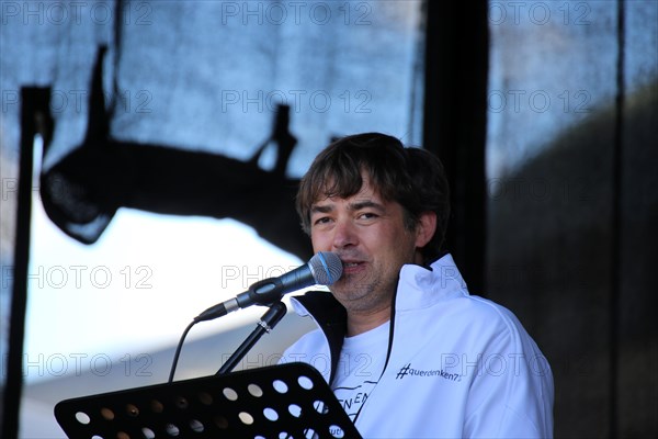 Karlsruhe: Michael Ballweg speaks at the Corona protests against the measures taken by the federal government. The protests were organised by the Querdenken 721 Karlsruhe initiative