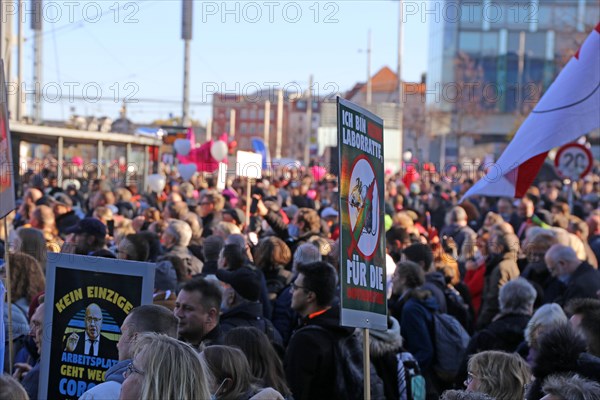 Large demonstration in Leipzig against the federal government's corona policy