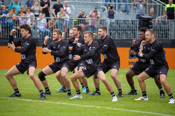 Fistball World Championship from 22 July to 29 July 2023 in Mannheim: Before the match between New Zealand and the Czech Republic, the New Zealand national team performed the so-called Haka, the ceremonial dance of the Maori, much to the delight of the spectators