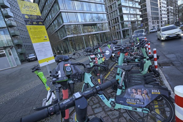 Jelbi Mobility Station, Tier Leihfahrraeder, Lennestrasse, Mitte, Berlin, Germany, Europe