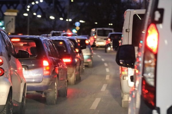 Feierabendverkehr (Mannheim, Baden-Wuerttemberg)