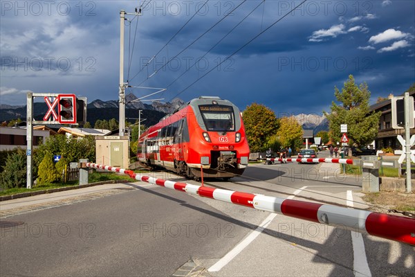 The Werdenfelsbahn, a local train operated by Deutsche Bahn, in Seefeld, Tyrol. The Werdenfelsbahn runs from Munich to Innsbruck