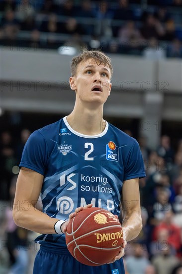 09.02.2024, easy Credit BBL, German Basketball League, Matchday 20) : MLP Academics Heidelberg against Basketball Lions Braunschweig (final score 76:94) . Free throw by Niklas Wuerzner (Heidelberg)