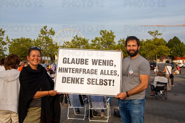 Monday demonstration against the corona measures in Bad Duerkheim under the motto Talking together, finding common ground