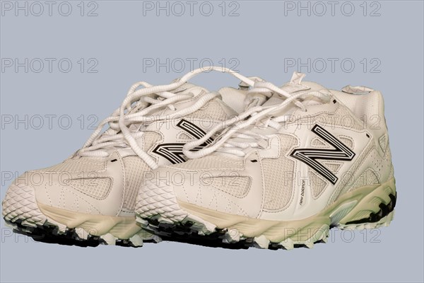 Sneakers released: New Balance 610