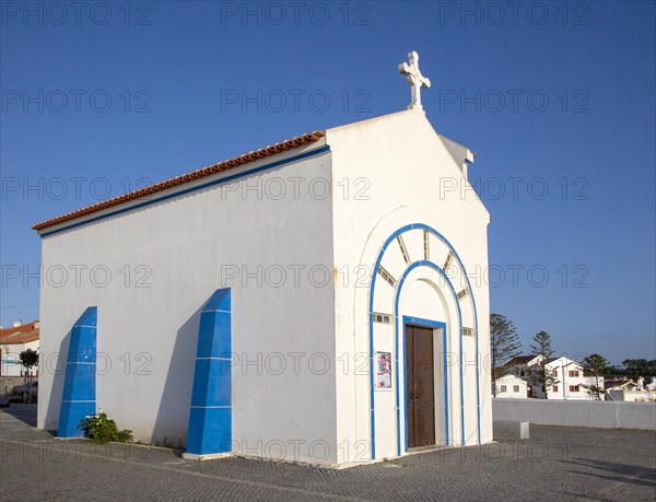 Small chapel on seafront at Zambujeira do Mar, Alentejo Littoral, Portugal, Southern Europe Capela de Nossa Senhora do Mar, Europe