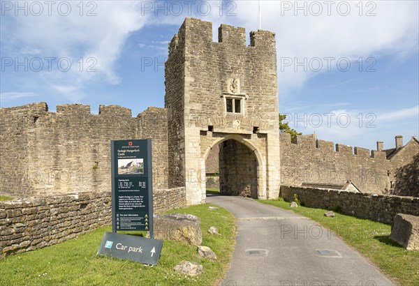 Farleigh Hungerford castle, Somerset, England, UK