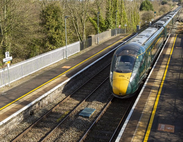 GWR Intercity Express train arriving at platform Pewsey railway station, Wiltshire, England, UK, West Coast Main Line