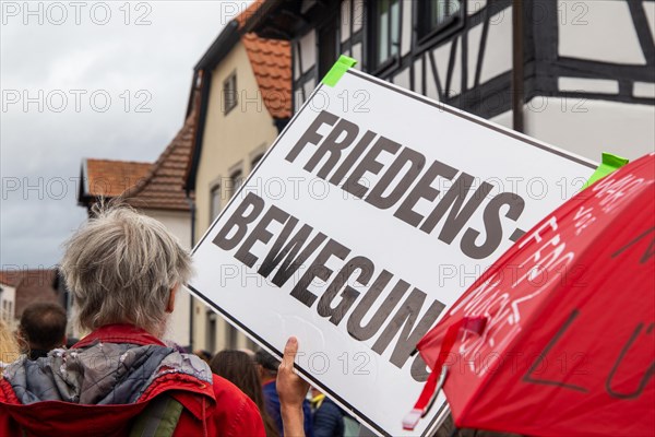 Demonstration in Herxheim near Landau (Palatinate) : Under the slogan Herxheim stands up, a joint march of craftsmen, farmers and small and medium-sized businesses, the arms deliveries, energy prices and the continuation of corona measures were denounced, among other things