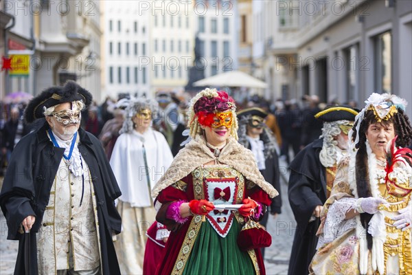 LUST & PASSION & JOY OF LIFE, for the joy of the masquerade, the Elbvenezian Carnival took place in Dresden on the weekend in front of Rose Monday. The highlight was the joint stroll through the historic centre with masks in robes in the style of the Elbe Venetian Carnival from the Neumarkt through the Altmarktgalerie, the Schlossstrasse, through the Stallhof, along the Fuerstenzug, onto the Bruehlsche Terrasse and into the Bruehlsche Garten, Dresden, Saxony, Germany, Europe