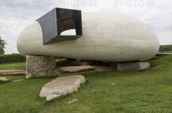 Hauser and Wirth art gallery, restaurant and garden, Durslade Farm, Bruton, Somerset, England, UK gardens designed by Piet Oudolf