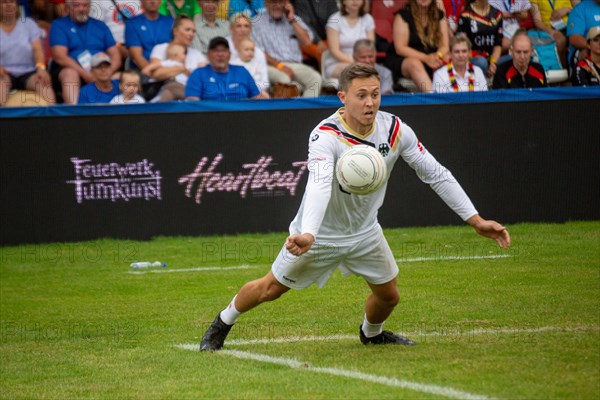 Fistball World Championship from 22 July to 29 July 2023 in Mannheim: At the end of the preliminary round, Germany won 3:0 sets against Italy and finished the preliminary round group A as the winner as expected. Here in the picture: Oliver Kraut from TV Unterhaugstett