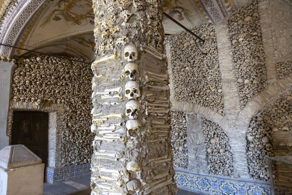 The Chapel of Bones, Capela dos Ossos, city of Evora, Alto Alentejo, Portugal, southern Europe, Europe