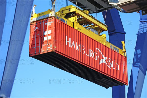 Close-up of a container being shipped (Mannheim, Baden-Wuerttemberg)