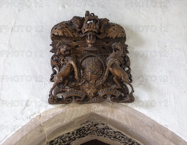 Royal Arms King William III, Wyverstone, Suffolk, England, UK