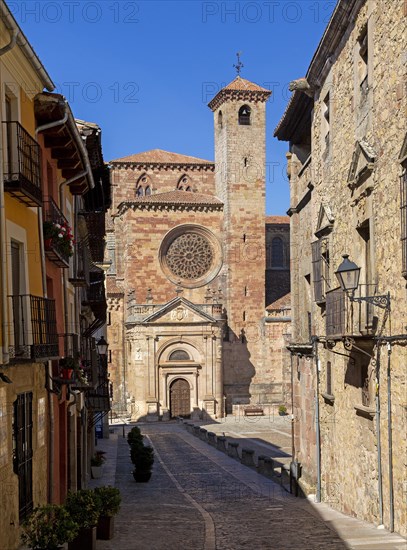 View from Calle Mayor of cathedral church, Catedral de Santa Maria de Sigueenza, Siguenza, Guadalajara province, Spain, Europe