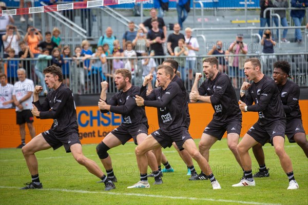 Fistball World Championship from 22 July to 29 July 2023 in Mannheim: Before the match between New Zealand and the Czech Republic, the New Zealand national team performed the so-called Haka, the ceremonial dance of the Maori, much to the delight of the spectators