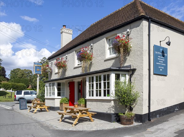 Crown and Anchor pub, Ham, Wiltshire, England, UK