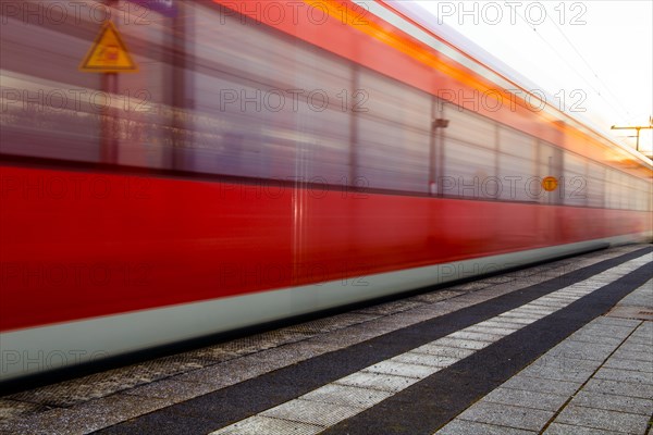 VRN (Verkehrsbetriebe) Rhein-Neckar local train at Limburgerhof railway station, Palatinate