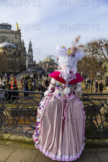 LUST & PASSION & JOY OF LIFE, for the joy of the masquerade, the Elbvenezian Carnival took place in Dresden on the weekend in front of Rose Monday. The highlight was the joint stroll through the historic centre with masks in robes in the style of the Elbe Venetian Carnival from the Neumarkt through the Altmarktgalerie, the Schlossstrasse, through the Stallhof, along the Fuerstenzug, onto the Bruehlsche Terrasse and into the Bruehlsche Garten, Dresden, Saxony, Germany, Europe