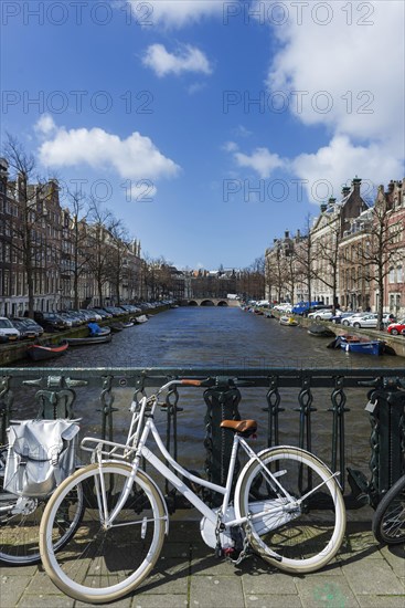 Bicycle city with canals, travel, cyclist, bike, bicycle, completed, tourism, mobility, centre, canals, symbolic, metropolis, city trip, city trip, city centre, Amsterdam, Netherlands