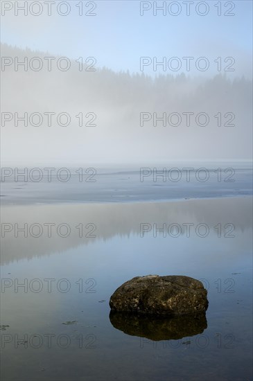 Spitzingsee in winter, ice, Mangfall mountains, Bavarian Prealps, Upper Bavaria, Bavaria, Germany, Europe