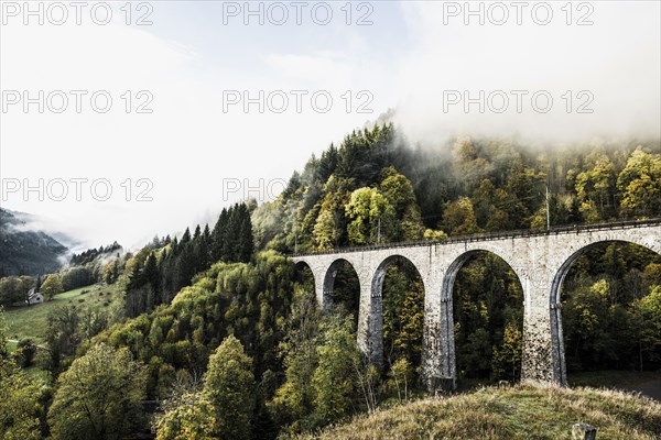 Railway bridge in the Ravenna Gorge, Hoellental in autumn, near Freiburg im Breisgau, Black Forest, Baden-Wuerttemberg, Germany, Europe