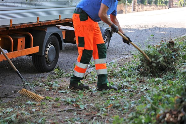 Green maintenance, landscape maintenance (Homburg, Saarland)