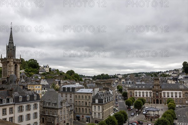 Town view of Morlaix in the north of the Departement Finistere, Brittany, France, Europe