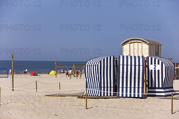 Beach chairs, registry office, historic bathing cart, beach wedding, Norderney, East Frisia, Germany, Europe