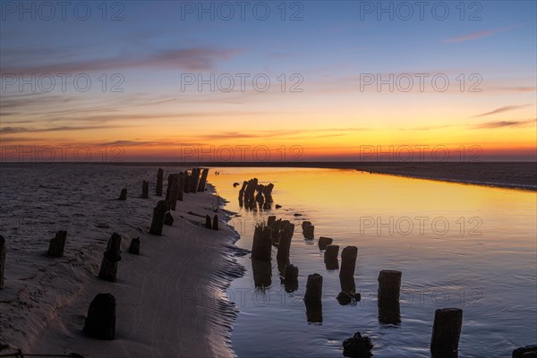 Sunset at the mouth of Henne Molle A into the North Sea, Henne, Region Syddanmark, Denmark, Europe