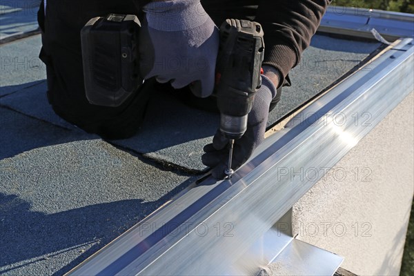 Tinsmith work on a flat roof