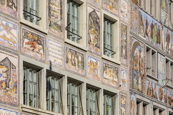 Historic facades with murals on the Rathausplatz in the old town centre, Stein am Rhein, Lake Constance, Canton Schaffhausen, Switzerland, Europe